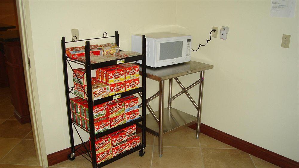 Holiday Inn Express & Suites Sparta Facilities photo