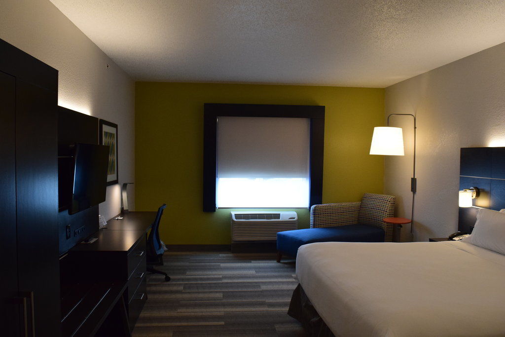 Holiday Inn Express & Suites Sparta Exterior photo